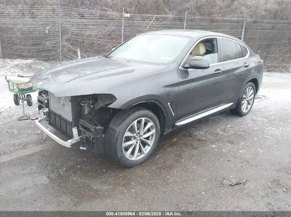 5UXUJ3C50KLG56919 2019 BMW X4 - Image 2