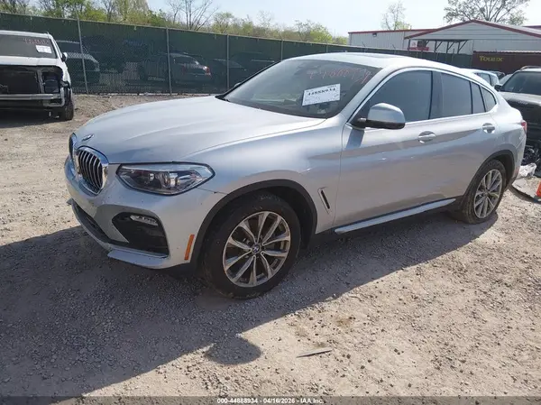 5UXUJ3C50KLG56984 2019 BMW X4 - Image 2