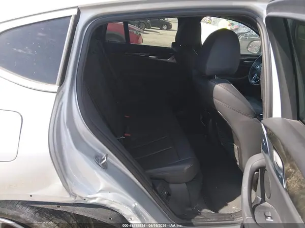 5UXUJ3C50KLG56984 2019 BMW X4 - Image 8