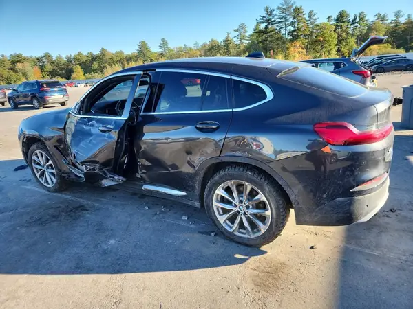 5UXUJ3C51KLA58726 2019 BMW X4 - Image 2
