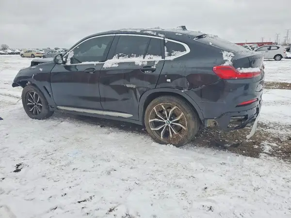 5UXUJ3C51KLG56735 2019 BMW X4 - Image 2