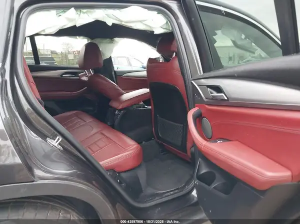 5UXUJ3C52KLA58735 2019 BMW X4 - Image 8