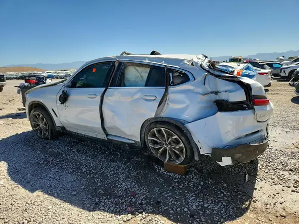 5UXUJ3C52KLG51866 2019 BMW X4 - Image 2