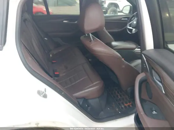 5UXUJ3C52KLG54945 2019 BMW X4 - Image 8