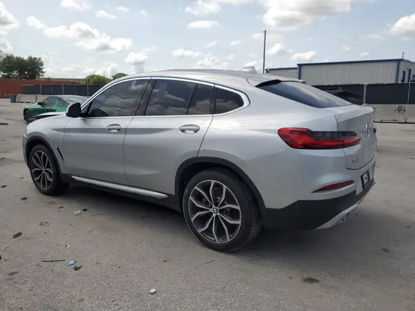 5UXUJ3C53KLG56638 2019 BMW X4 - Image 2