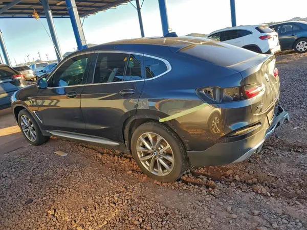 5UXUJ3C54KLG54378 2019 BMW X4 - Image 2