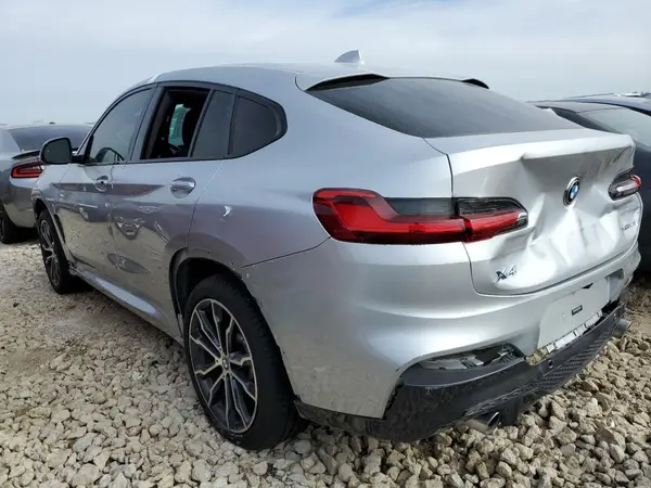 5UXUJ3C55KLG54504 2019 BMW X4 - Image 2