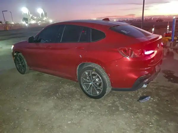 5UXUJ3C55KLG56351 2019 BMW X4 - Image 2