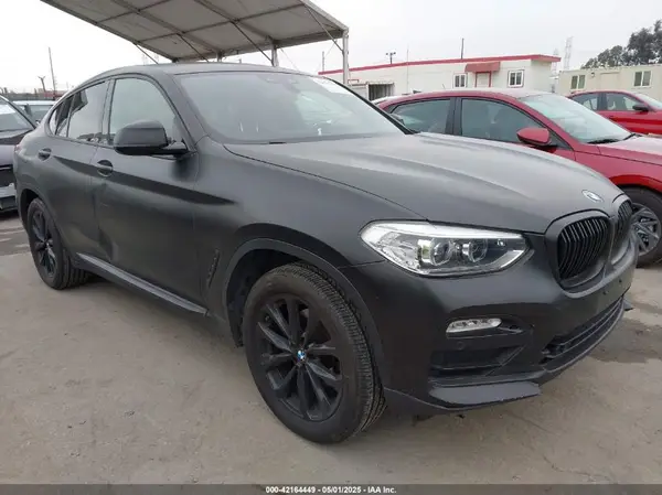 5UXUJ3C56KLG53314 2019 BMW X4 - Image 1