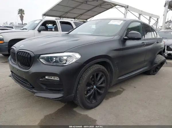5UXUJ3C56KLG53314 2019 BMW X4 - Image 2