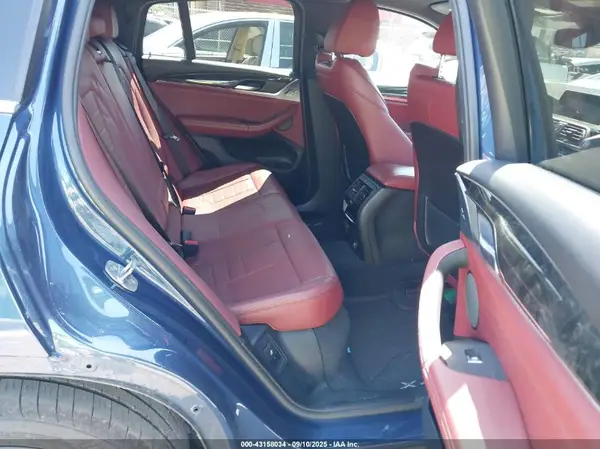 5UXUJ3C56KLG53524 2019 BMW X4 - Image 8