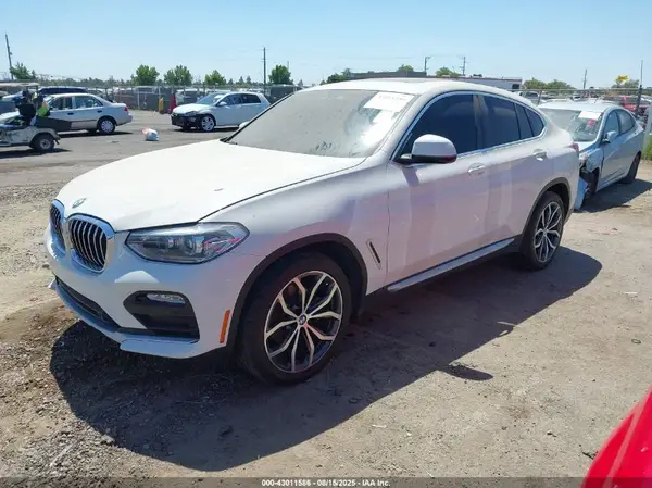5UXUJ3C56KLG55242 2019 BMW X4 - Image 2