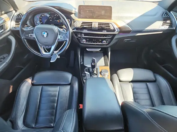 5UXUJ3C56KLG56035 2019 BMW X4 - Image 8