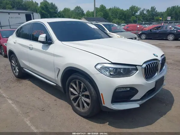 5UXUJ3C56KLG57413 2019 BMW X4 - Image 1