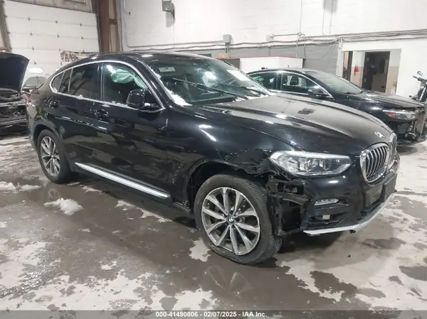 5UXUJ3C57KLG51796 2019 BMW X4 - Image 1