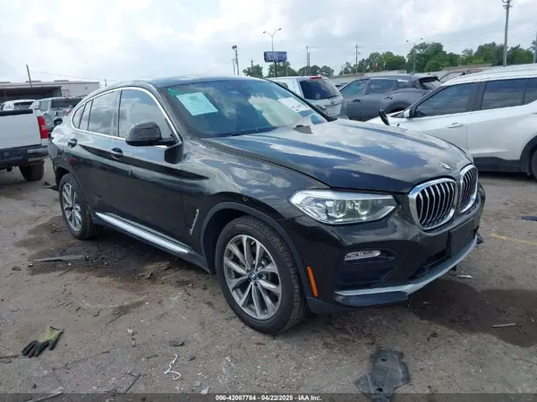 5UXUJ3C57KLG53175 2019 BMW X4 - Image 1