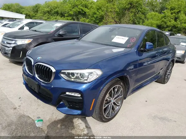 5UXUJ3C57KLG56545 2019 BMW X4 - Image 2