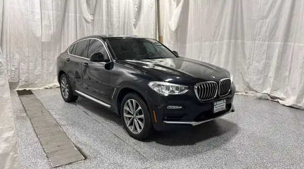 5UXUJ3C58KLG54108 2019 BMW X4 - Image 1