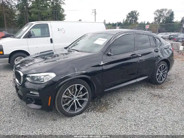 5UXUJ3C58KLG54738 2019 BMW X4 - Image 2