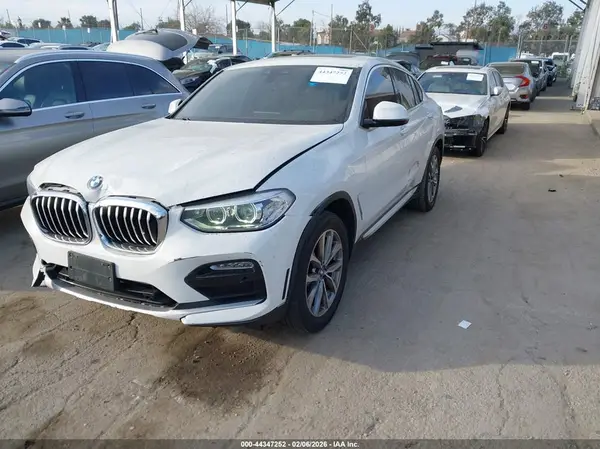 5UXUJ3C59KLG54375 2019 BMW X4 - Image 2