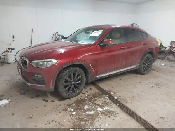 5UXUJ3C5XKLG52134 2019 BMW X4 - Image 2