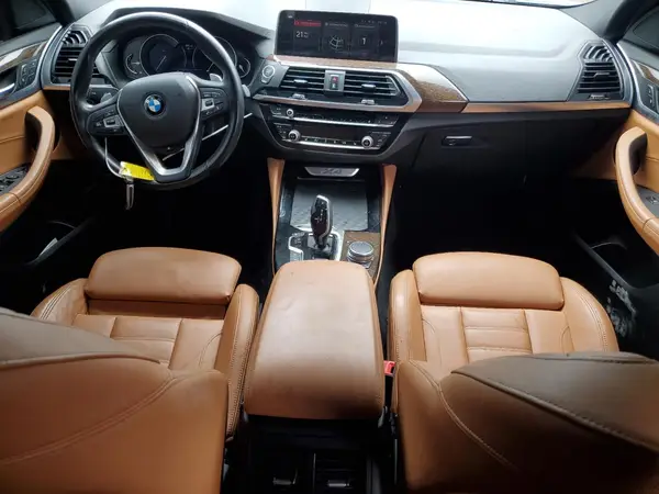 5UXUJ3C5XKLG57088 2019 BMW X4 - Image 8