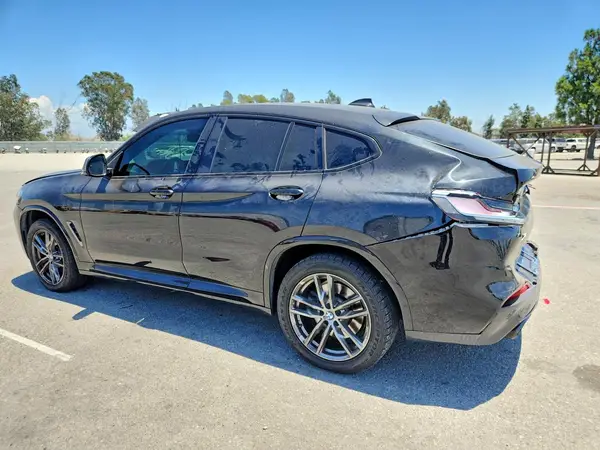 5UXUJ5C50KLJ64402 2019 BMW X4 - Image 2
