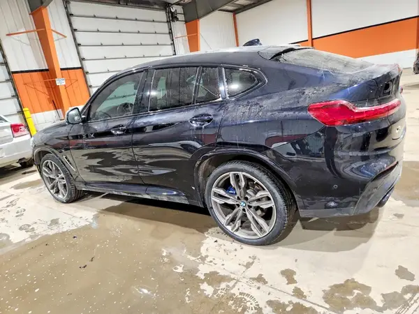 5UXUJ5C52KLJ62585 2019 BMW X4 - Image 2