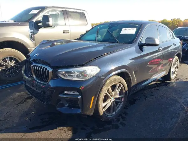 5UXUJ5C52KLJ64160 2019 BMW X4 - Image 2