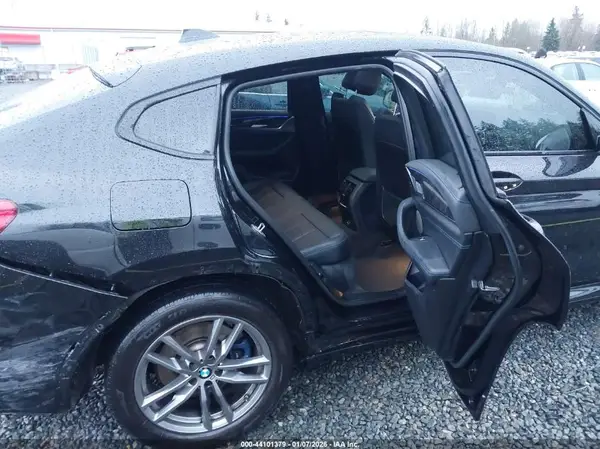 5UXUJ5C53KLJ64183 2019 BMW X4 - Image 8