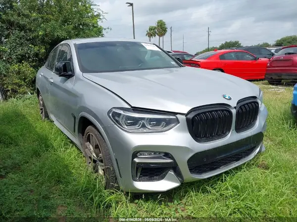 5UXUJ5C53KLJ64278 2019 BMW X4 - Image 1