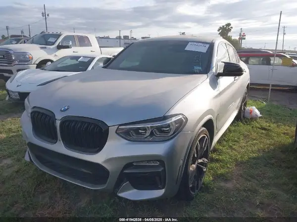 5UXUJ5C53KLJ64278 2019 BMW X4 - Image 2
