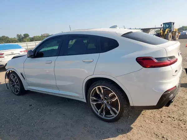 5UXUJ5C56K9A32860 2019 BMW X4 - Image 2