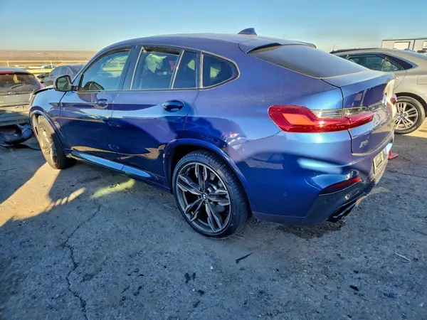 5UXUJ5C57KLJ63909 2019 BMW X4 - Image 2