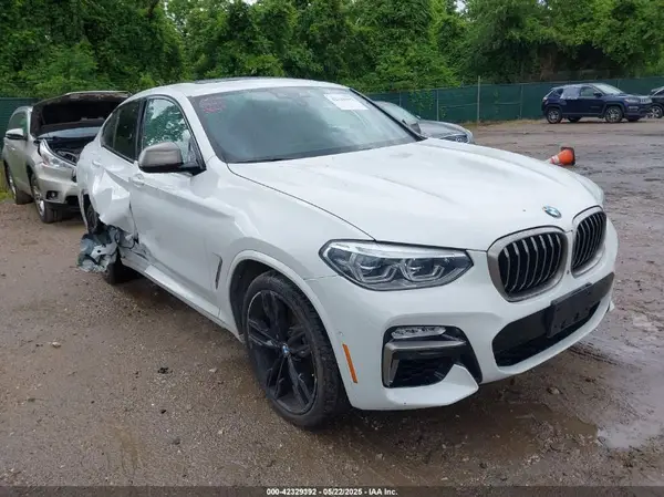 5UXUJ5C5XKLJ64164 2019 BMW X4 - Image 1
