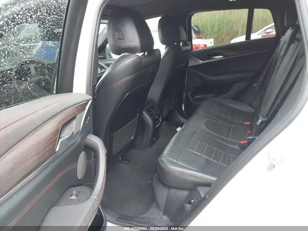 5UXUJ5C5XKLJ64164 2019 BMW X4 - Image 8