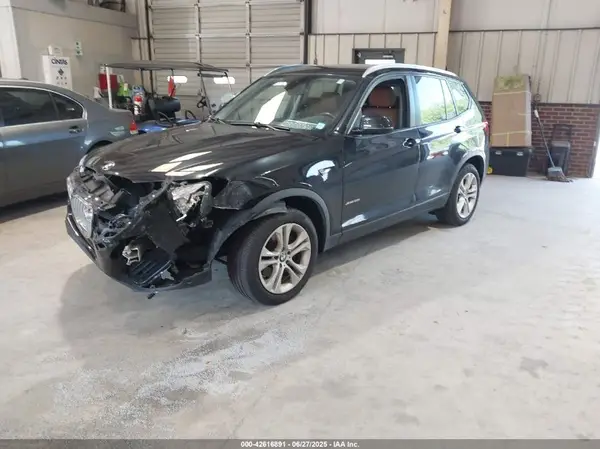 5UXWX7C30H0U44199 2017 BMW X3 - Image 2