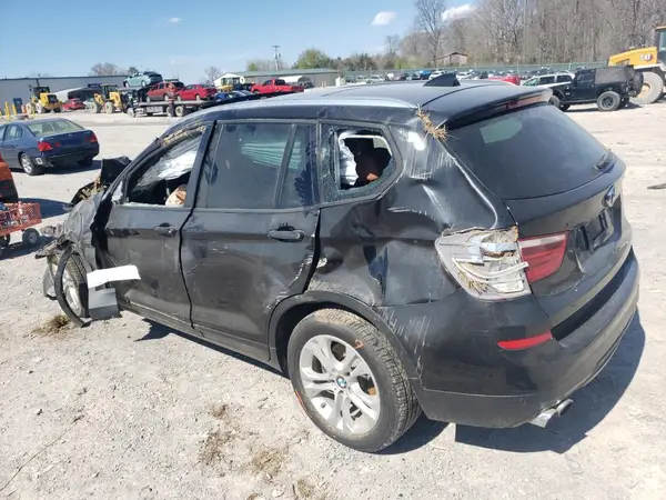 5UXWX7C30H0W40157 2017 BMW X3 - Image 2