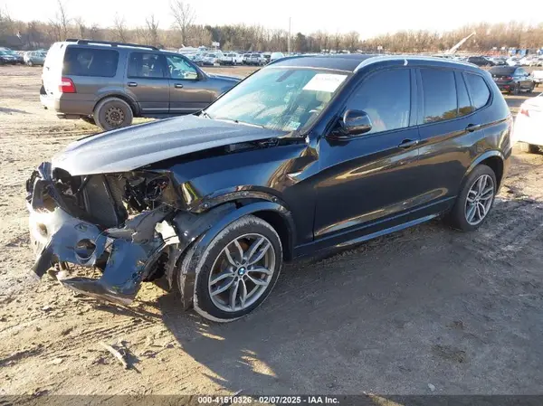 5UXWX7C35H0U44070 2017 BMW X3 - Image 2