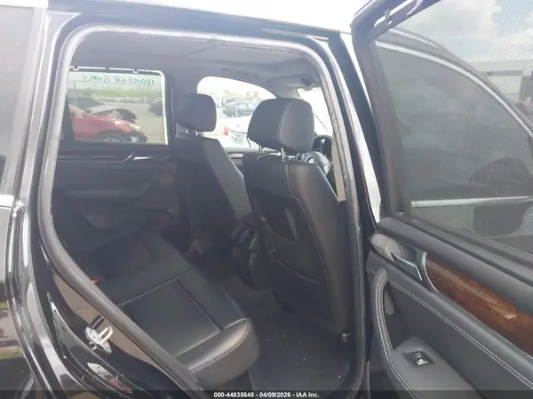 5UXWX7C35H0W39215 2017 BMW X3 - Image 8