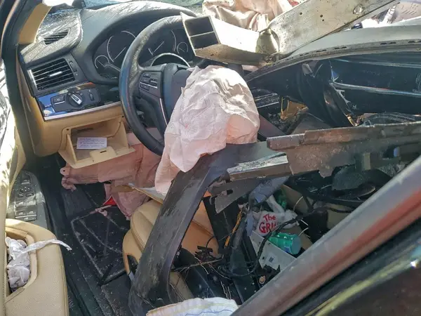 5UXWX7C37H0U43678 2017 BMW X3 - Image 8