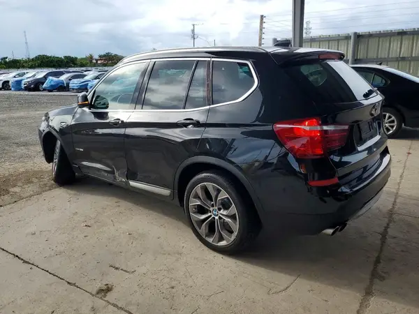 5UXWX7C38H0W40116 2017 BMW X3 - Image 2