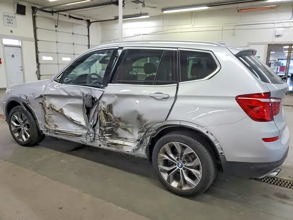 5UXWX7C51G0S16910 2016 BMW X3 - Image 2