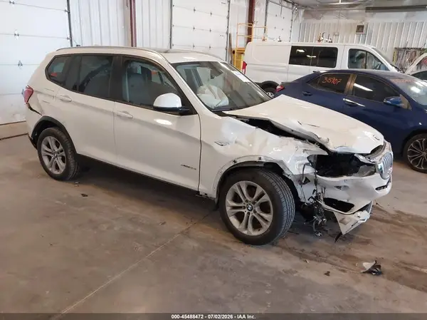 5UXWX7C55H0S19374 2017 BMW X3 - Image 1