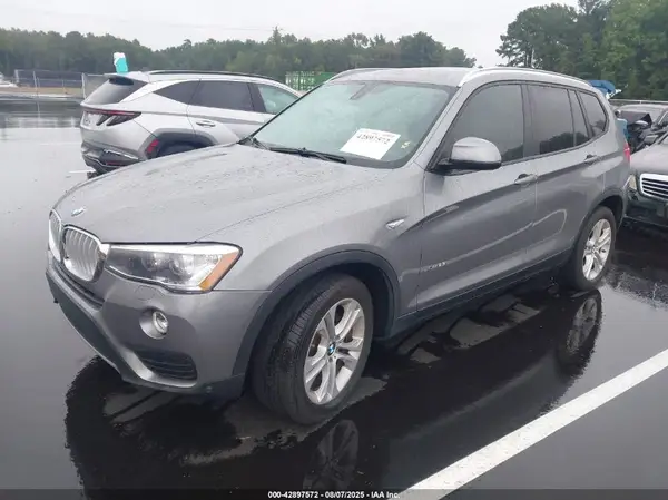 5UXWX7C55H0U39985 2017 BMW X3 - Image 2