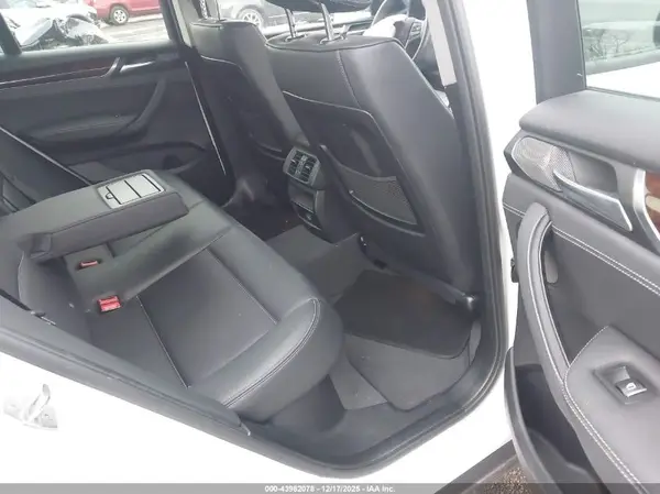 5UXWX7C57H0S20008 2017 BMW X3 - Image 8