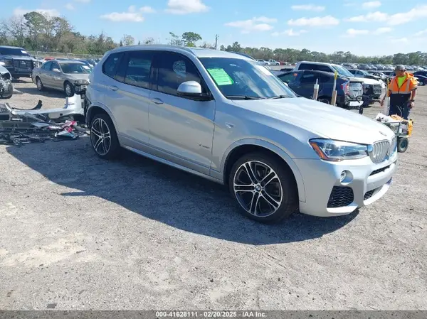 5UXWX7C58H0S19563 2017 BMW X3 - Image 1