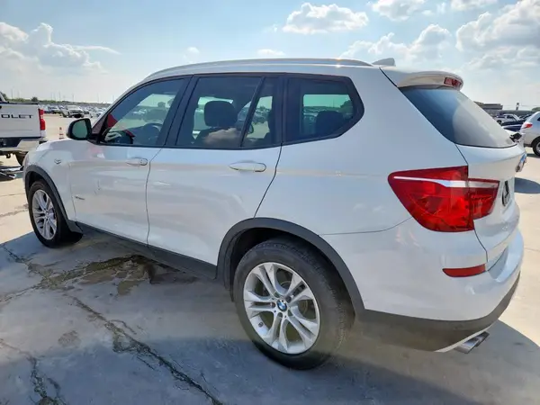 5UXWX7C59H0U41240 2017 BMW X3 - Image 2