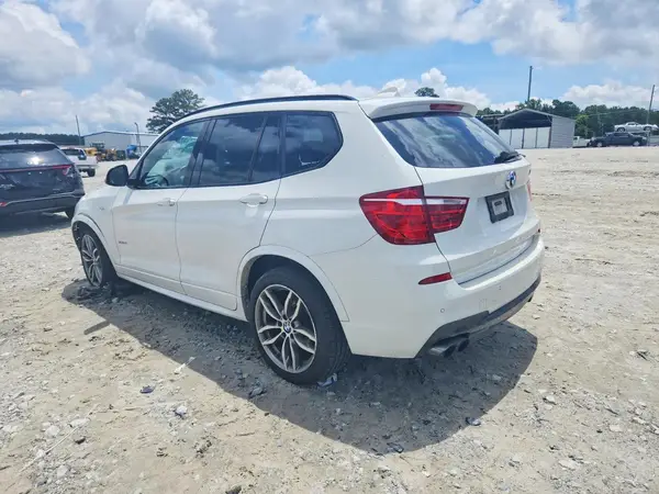 5UXWX7C5XG0R18109 2016 BMW X3 - Image 2