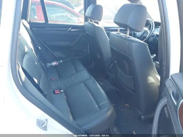 5UXWX7C5XG0R18255 2016 BMW X3 - Image 8